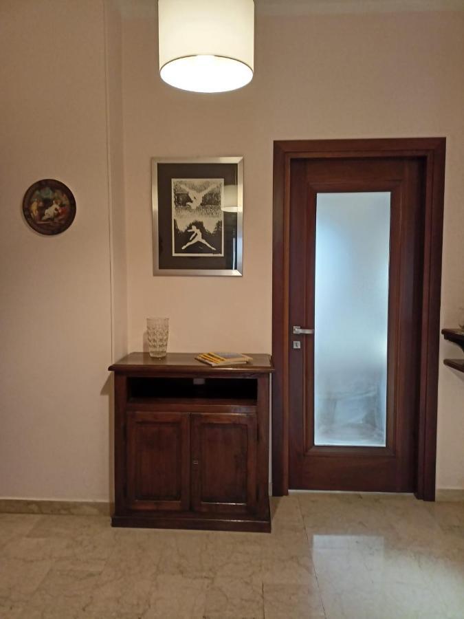 Casa Caty Apartment Пинероло Екстериор снимка