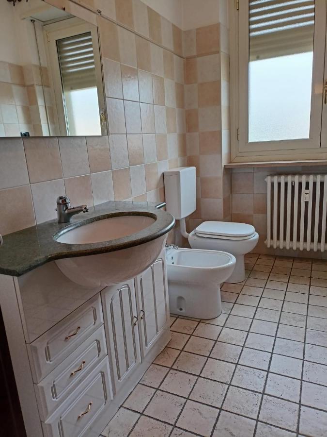 Casa Caty Apartment Пинероло Екстериор снимка