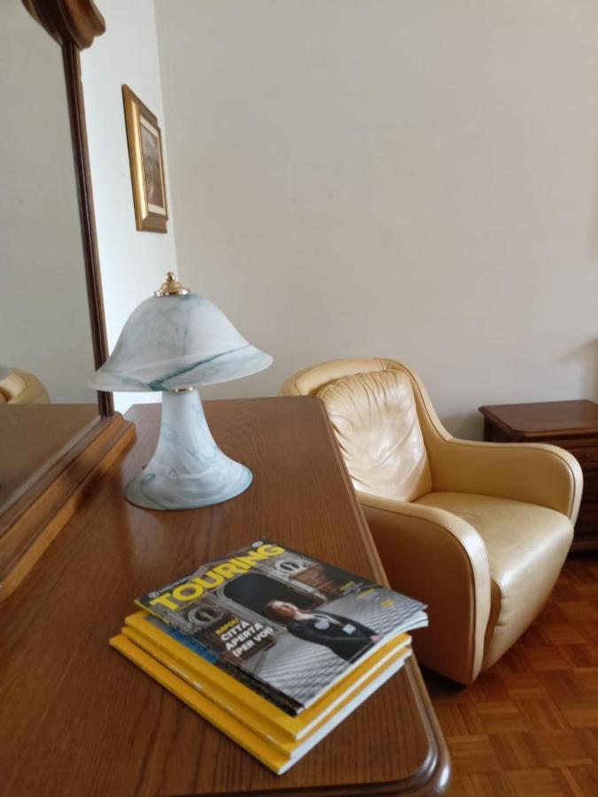Casa Caty Apartment Пинероло Екстериор снимка