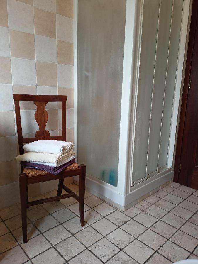 Casa Caty Apartment Пинероло Екстериор снимка