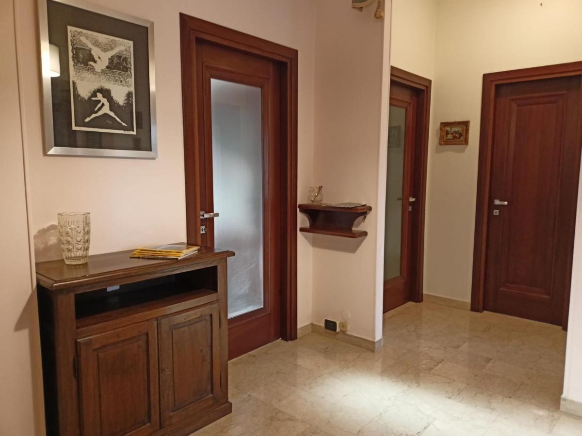 Casa Caty Apartment Пинероло Екстериор снимка