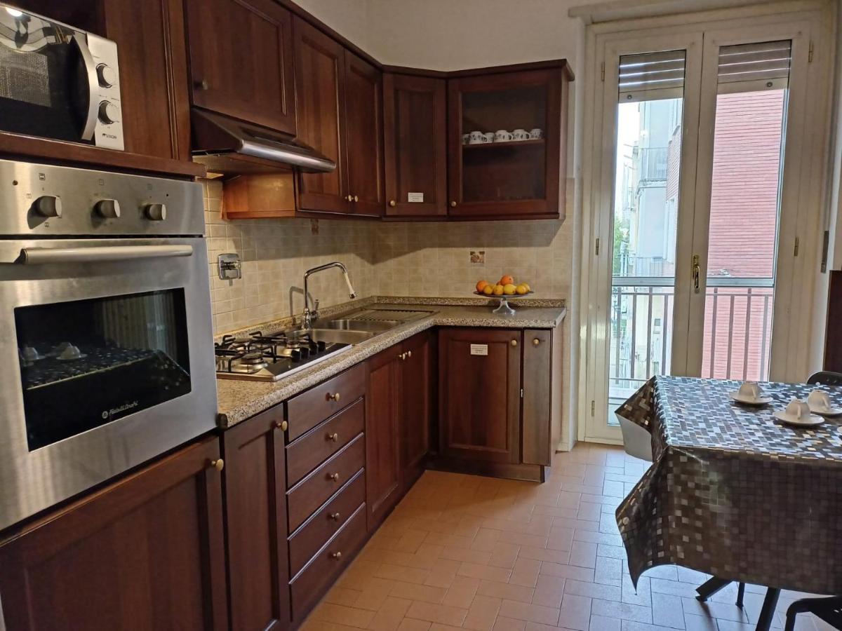 Casa Caty Apartment Пинероло Екстериор снимка
