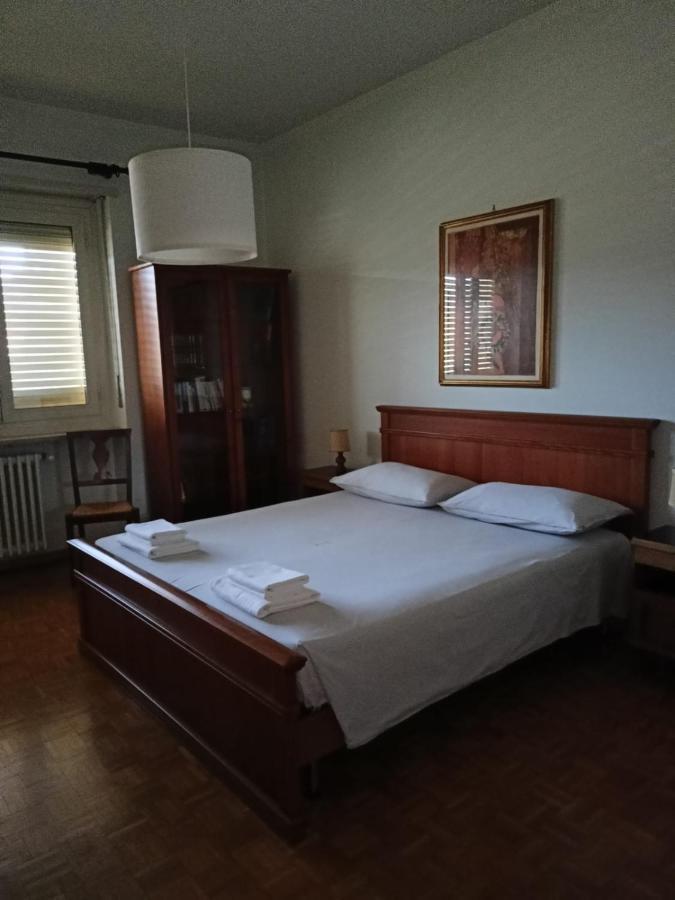 Casa Caty Apartment Пинероло Екстериор снимка