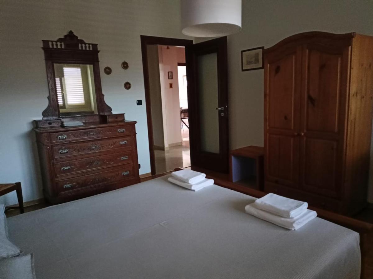 Casa Caty Apartment Пинероло Екстериор снимка