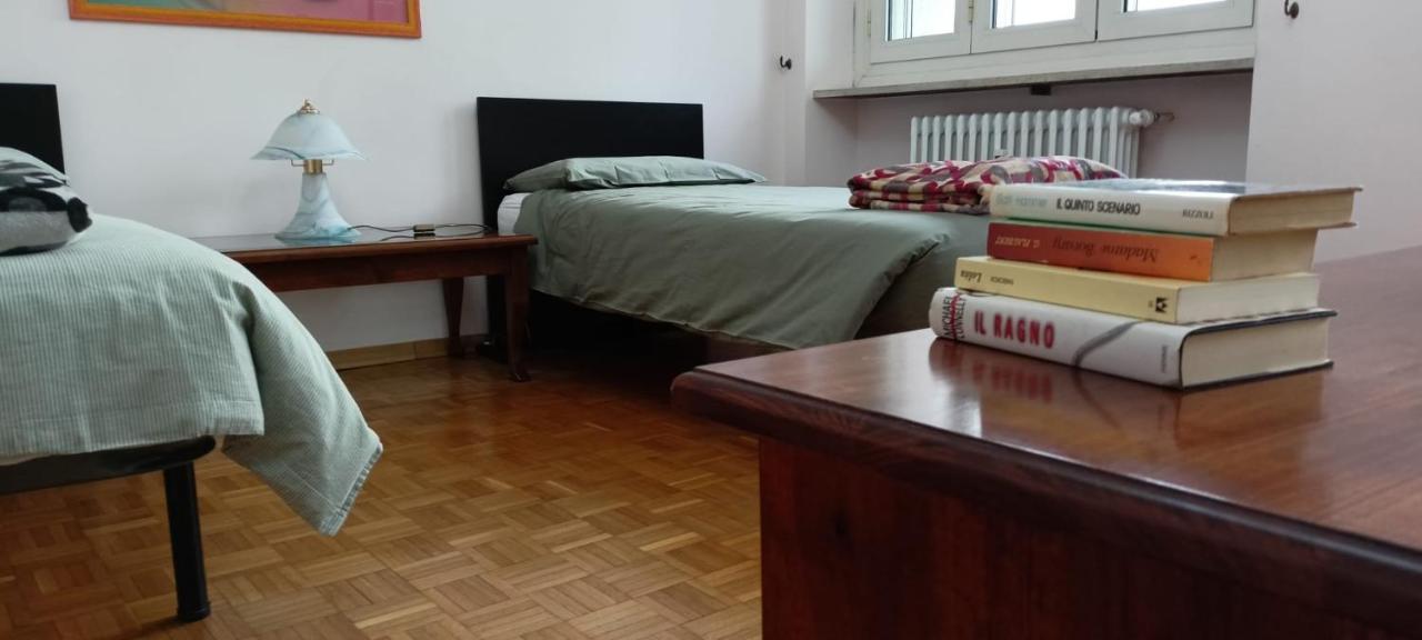 Casa Caty Apartment Пинероло Екстериор снимка